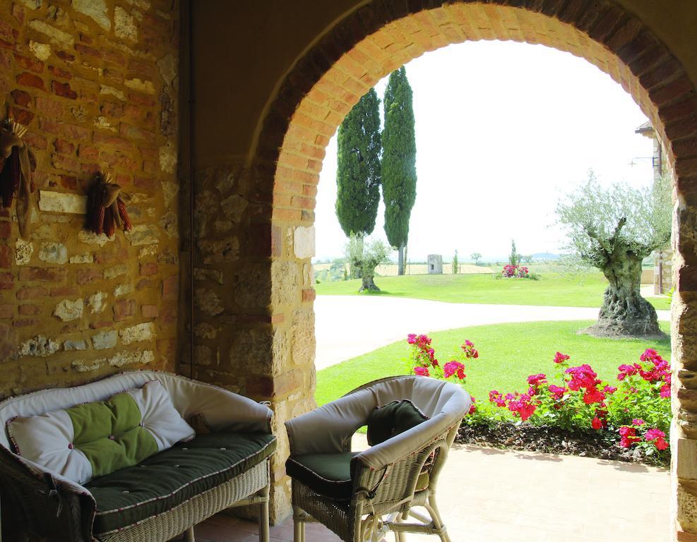 Agriturismo San Lorenzo Serre Di Rapolano ภายนอก รูปภาพ